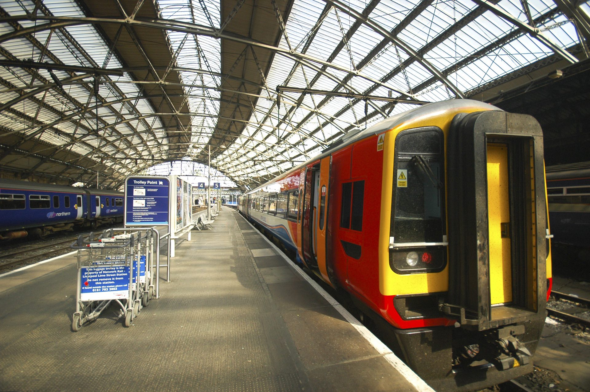 Liverpool Train Station